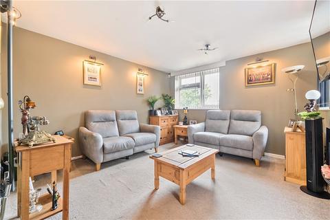 76 Ebbsfleet Walk, Northfleet, Gravesend, DA11 9EW
