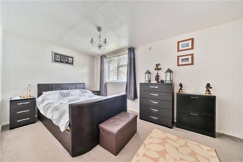 76 Ebbsfleet Walk, Northfleet, Gravesend, DA11 9EW