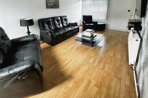 8 Haydock Close, Birmingham, B36 8UN