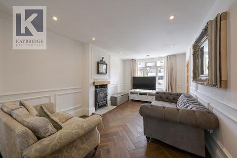 24 West Gardens, Epsom, KT17 1NE