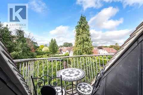 24 West Gardens, Epsom, KT17 1NE
