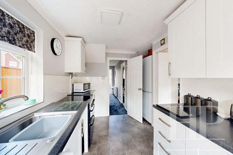 23 Woburn Road, Crawley, RH11 8NF