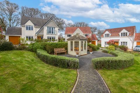 4 bedroom detached house for sale, Oak Tree Gardens, West Hill