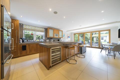 5 bedroom detached house for sale, The Glen, Farnborough Park, Orpington