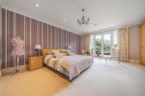 13 The Glen, Orpington, BR6 8LP