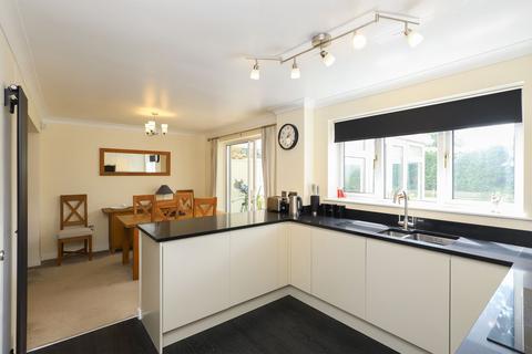 3 bedroom detached house for sale, Farm View, Chesterfield S42