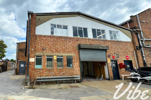 Industrial unit to rent, Crawley Rd, London N22-A12, London N22