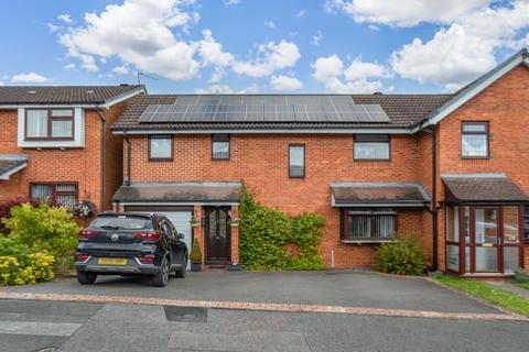 3 bedroom semi-detached house for sale, Longfellow Close, Redditch, Worcestershire, B97