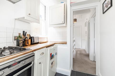 1 bedroom flat to rent, Oberstein Road, London SW11