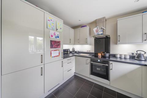 2 The Willows, Park Gate, Southampton, SO31 6DL