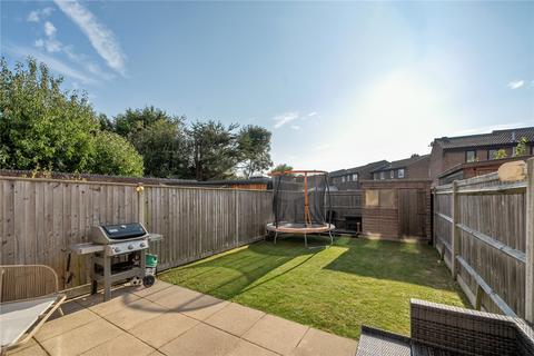 2 The Willows, Park Gate, Southampton, SO31 6DL