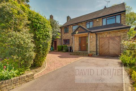 4 bedroom property for sale, Northwood HA6