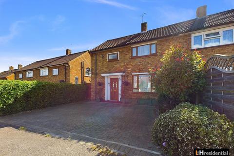 3 bedroom semi-detached house for sale, Stanborough Avenue, Borehamwood WD6