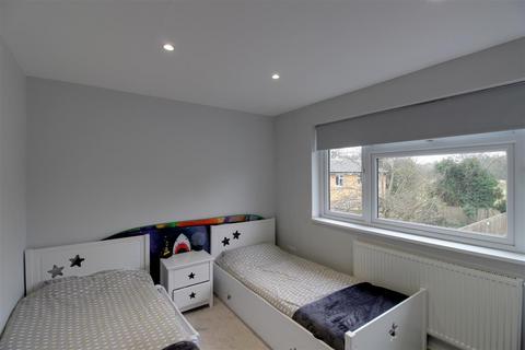 47 Savay Close, Denham, Uxbridge, UB9 5NQ