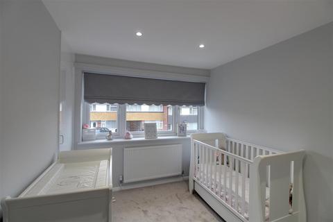 47 Savay Close, Denham, Uxbridge, UB9 5NQ