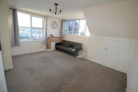 1 bedroom flat to rent, Holland House, Clacton on Sea CO15