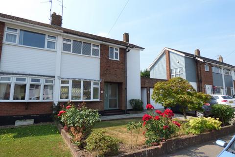 3 bedroom semi-detached house to rent, Colworth Close , Hadleigh, Benfleet