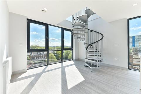 Apartment 5, 1d Bethwin Road, London, SE5 0SG