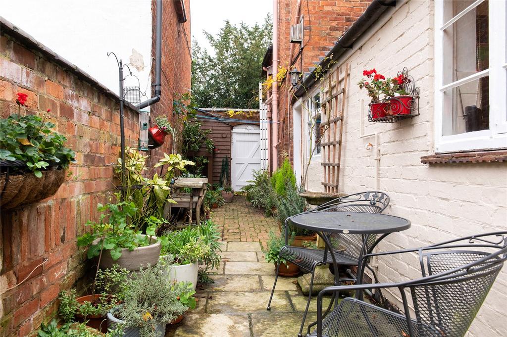 Walled Courtyard