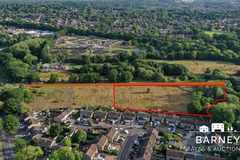 Land for sale, Swan Lane, Sandhurst GU47