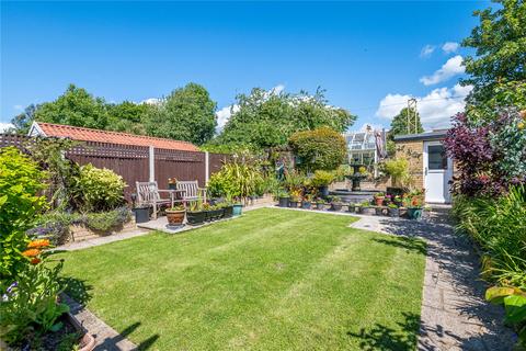 183 Ambleside Drive, Southend-on-sea, SS1 2UW