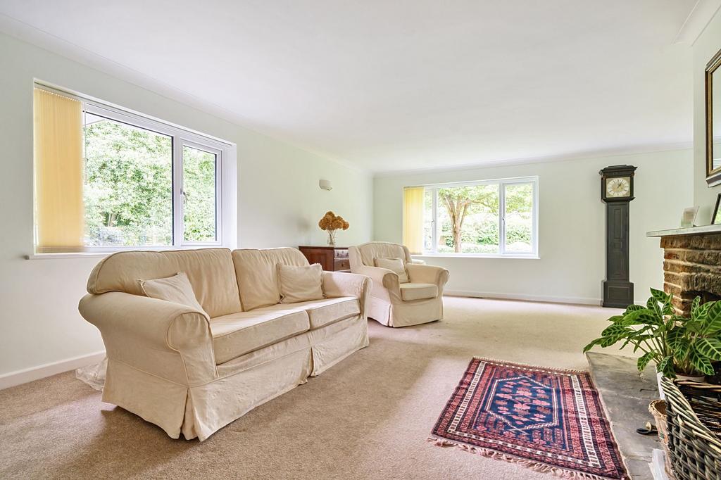 Sitting / Dining Room