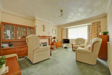 2 bedroom semi-detached bungalow for sale, Woodcrest Road, Burgess Hill, RH15