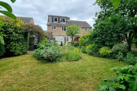 3 bedroom semi-detached house for sale, Mayfield Road, Southam, CV47