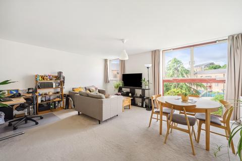 1 bedroom flat for sale, Tradewinds Court, Asher Way, London, E1W