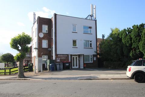 9 bedroom house for sale, Flats 1-3 Edmunds Court, Vivian Avenue NW4