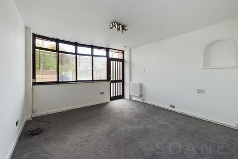 2 bedroom flat to rent, Southsea, Portsmouth PO5
