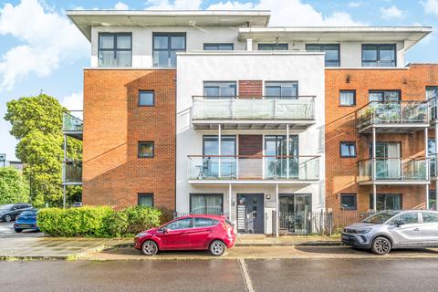 2 bedroom apartment for sale, Highfield Close, London
