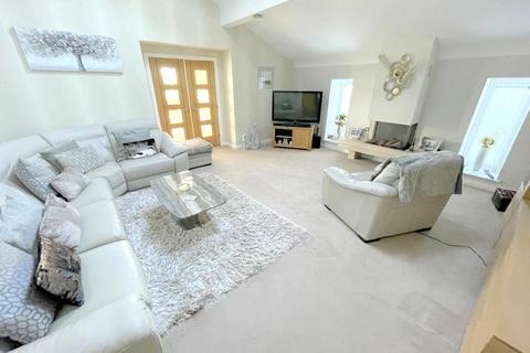 3 bedroom bungalow for sale, Plodder Lane, Bolton BL5