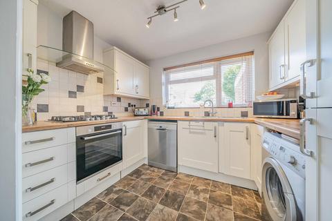 4 bedroom semi-detached house for sale, Kechill Gardens, Hayes