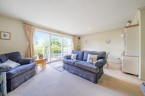 27d Kechill Gardens, Bromley, BR2 7NG