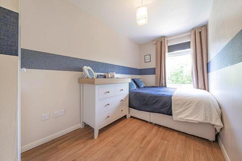 27d Kechill Gardens, Bromley, BR2 7NG