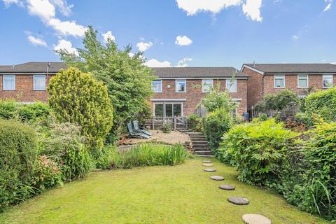 4 bedroom semi-detached house for sale, Kechill Gardens, Hayes