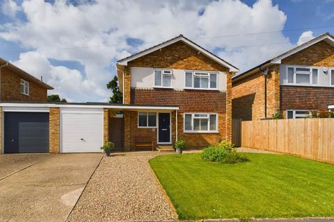 Bartel Close, Leverstock Green