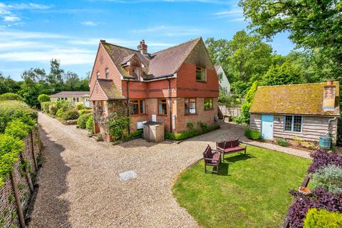 4 bedroom cottage for sale, Petworth Road, Haslemere, GU27