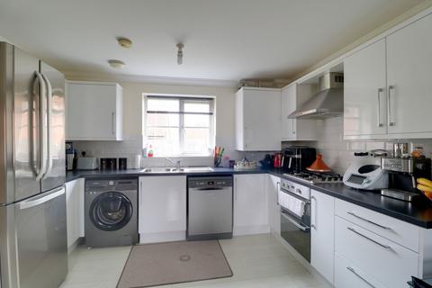 2 bedroom apartment for sale, Celandine View, Ely CB7