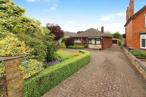 3 bedroom bungalow for sale, Grantham Road, Bracebridge Heath