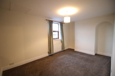 2 bedroom terraced house to rent, Preston Road, Longridge PR3