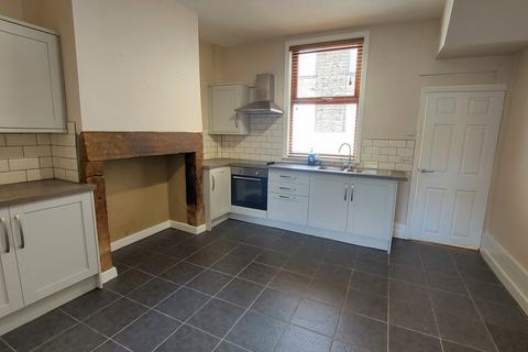 2 bedroom terraced house to rent, Preston Road, Longridge PR3