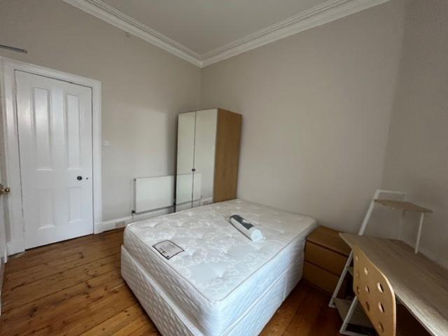 Bed 3 (2)
