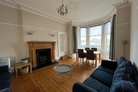 3 bedroom flat to rent, Morningside Road, Edinburgh EH10