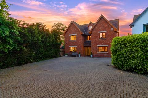 6 bedroom detached house for sale, Newmarket Road, Royston SG8