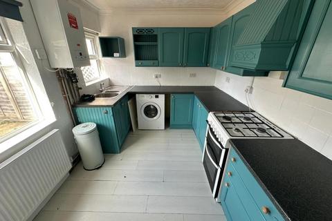 3 bedroom terraced house to rent, Slough,  Berkshire,  SL2