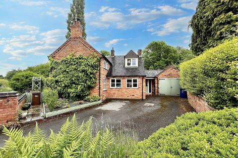 4 bedroom cottage for sale, Silver Lane, Marchington, ST14