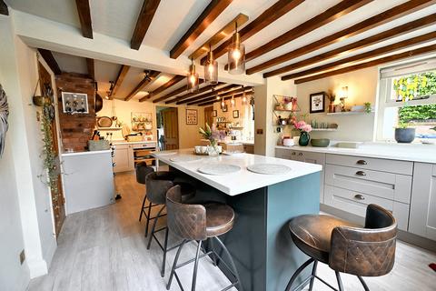 Chestnut Cottage Silver Lane, Marchington, Uttoxeter, ST14 8LL