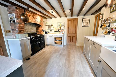 Chestnut Cottage Silver Lane, Marchington, Uttoxeter, ST14 8LL